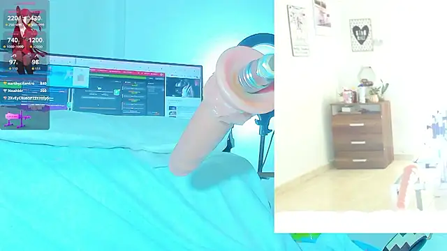 Rosy_Emely's cam snapshot