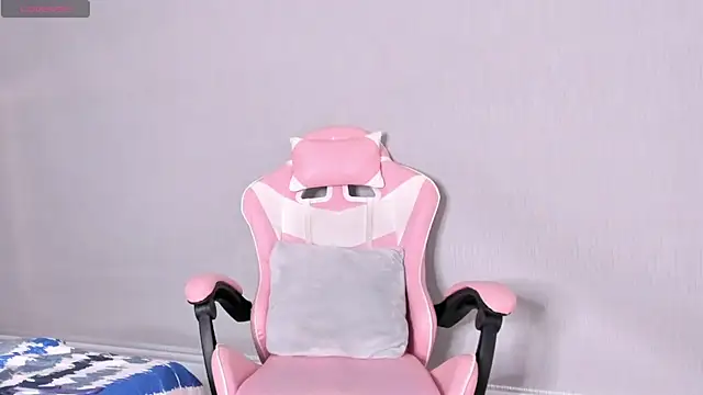 kendal_hot01 live sex cam