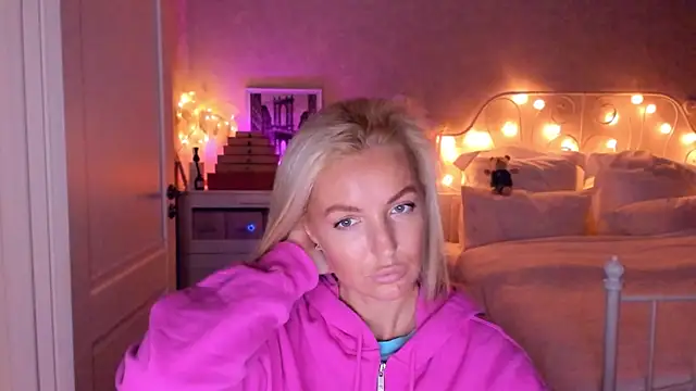 aestetick's cam snapshot