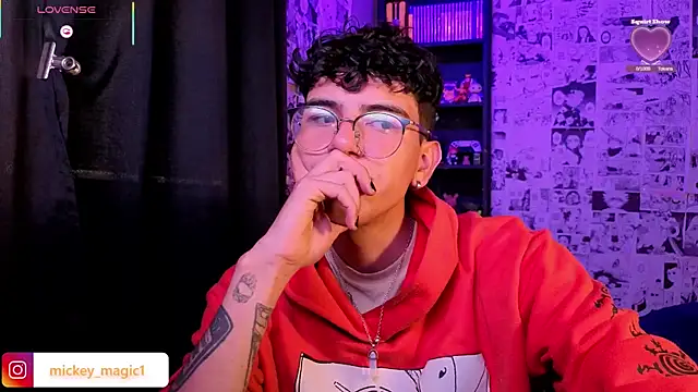 Mickey_Magic live sex cam