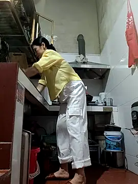 Basanis68's cam snapshot