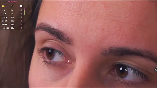 Holla_Molly live sex cam