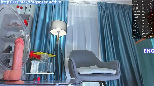 Miss_Kira_'s cam snapshot