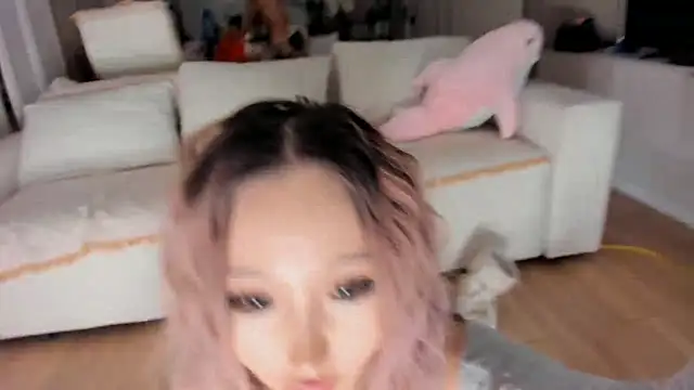 Pupasui02 live sex cam