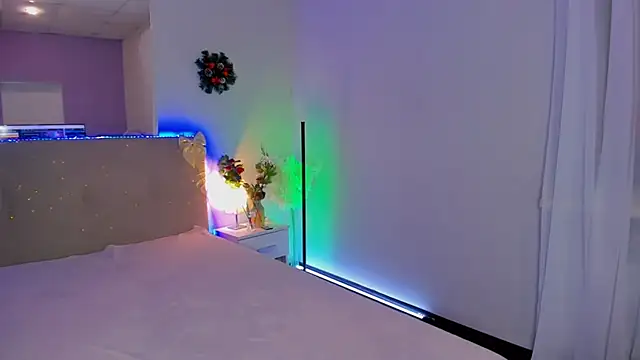 Laura_Leee live sex cam