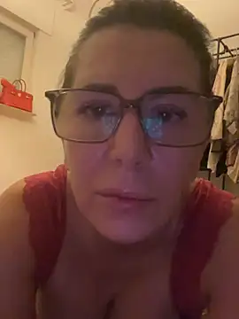 NaughtyMilla's cam snapshot