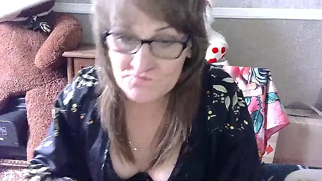 Manulyonok51 live sex cam