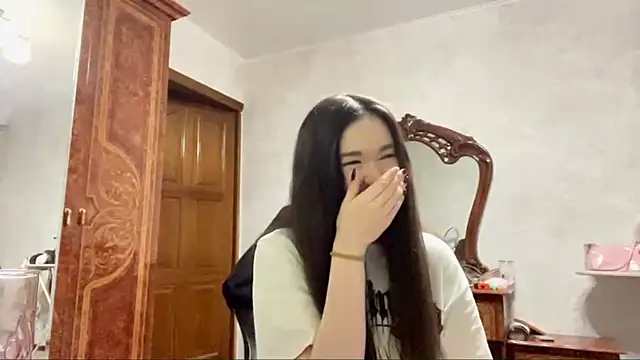 CrunchBerries's cam snapshot