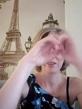 stellahere8's cam snapshot