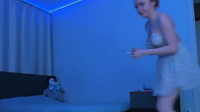 JanetShy's cam snapshot