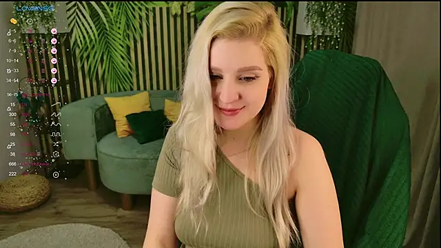 cold_blondie's cam snapshot