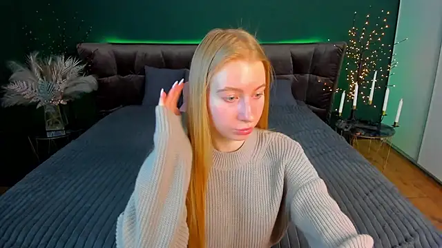 Alina_Blonde's cam snapshot