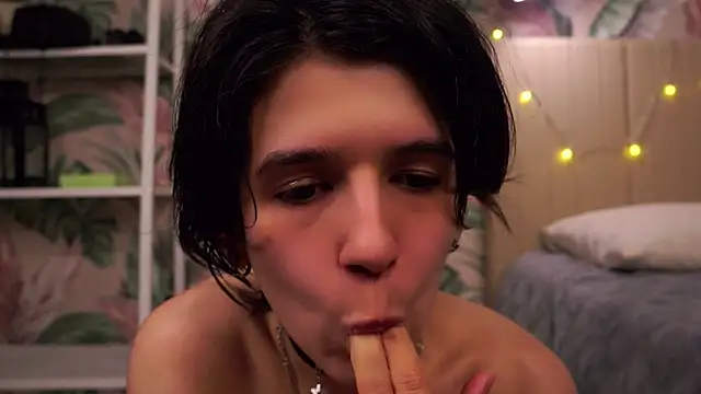 CarollDuemmel's cam snapshot