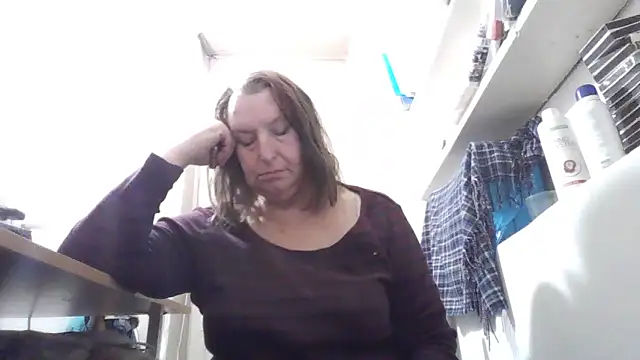 AnnaLive570's cam snapshot