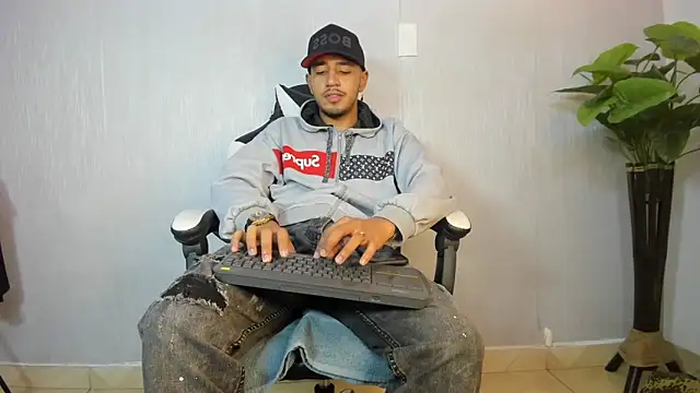 Brand_Collins's cam snapshot