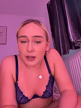 Scarletbx's cam snapshot