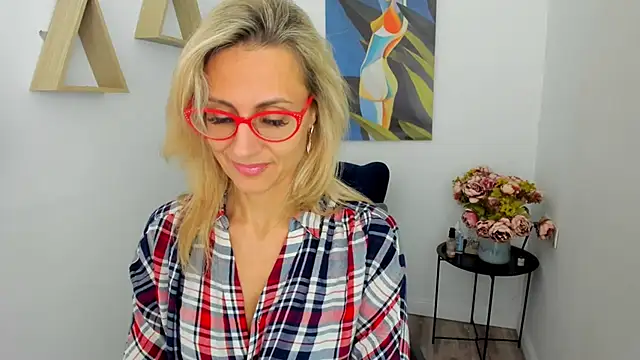 MuseOfStage's cam snapshot