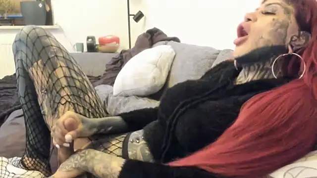 tamarapervert live sex cam