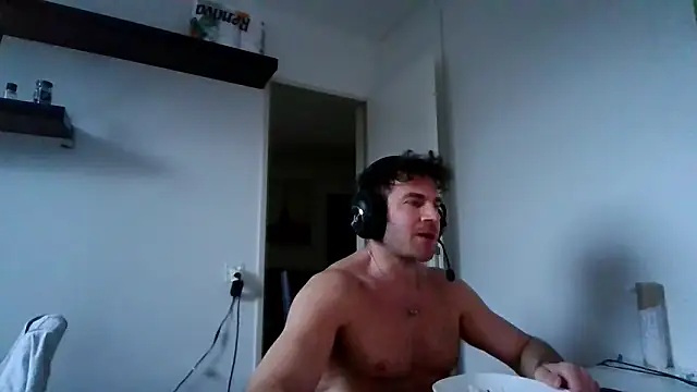 alpha-hunk live sex cam