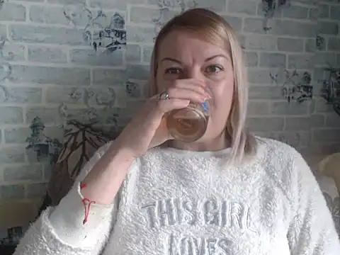 Lillia_Ray's cam snapshot