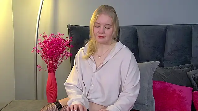 EmilyEvanse's cam snapshot