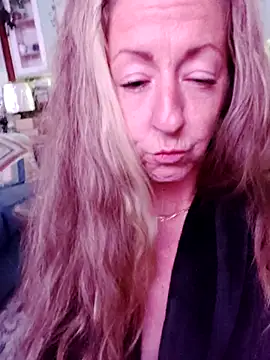 DanyThrash's cam snapshot