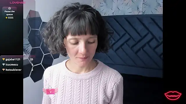 Valery_More__'s cam snapshot