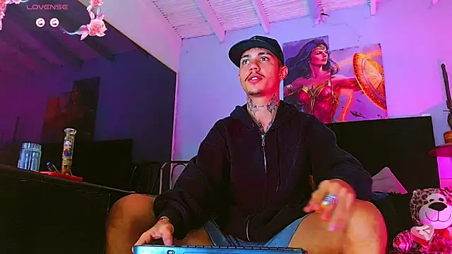 HannibalLester live sex cam