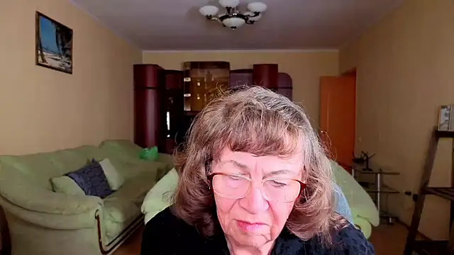 Betty_Brick's cam snapshot