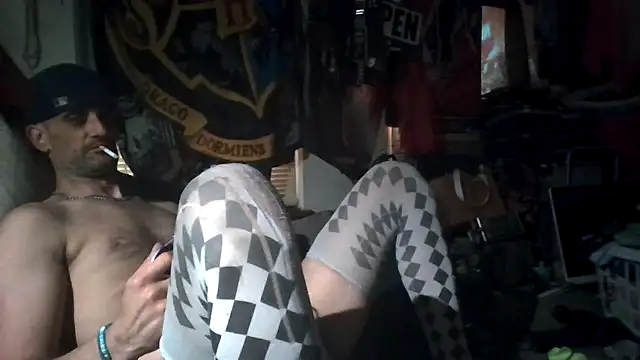 slinginbigD's cam snapshot