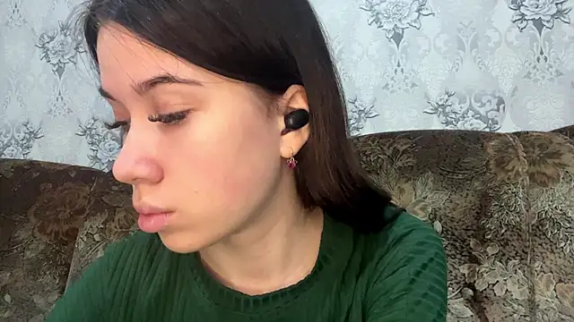 DebbiGoodknight's cam snapshot