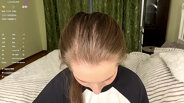 MiaBlanko's cam snapshot