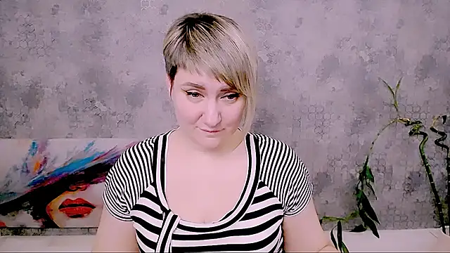 Djullia's cam snapshot