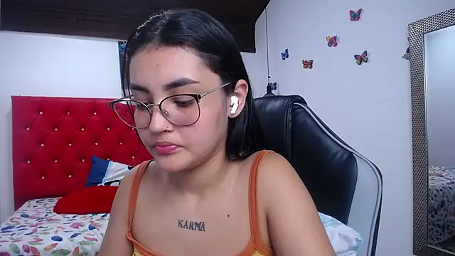 kathe-mills235 live sex cam