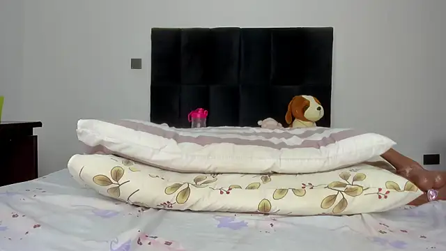 Big_booty_quuen live sex cam