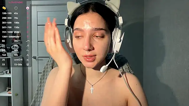 TomiRodenberg's cam snapshot