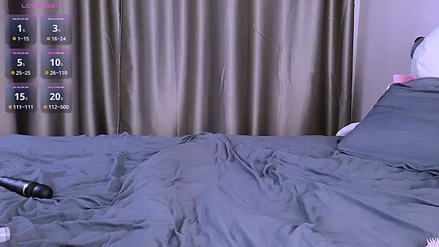 Kaia_Sunshine_Mia live sex cam