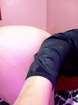 V9_LoSiaa285 live sex cam