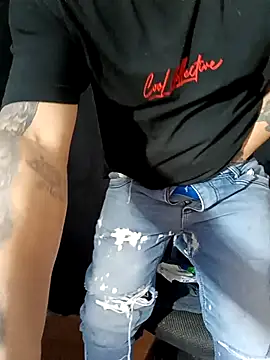 DickMasterfindom live sex cam