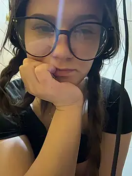 Niki_Hug live sex cam