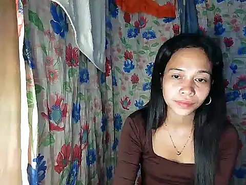 PinaySkinnyGirl's cam snapshot