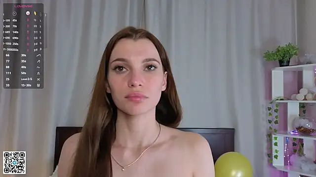 LaveraMeling live sex cam