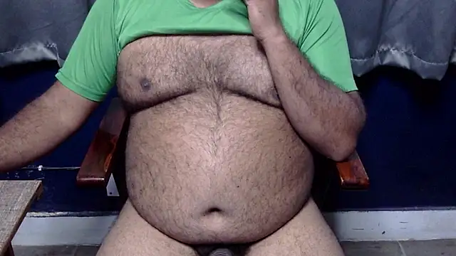 hairysubcub_70's cam snapshot