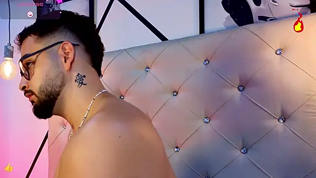 Andrew_Brown live sex cam