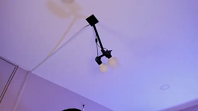 millieskinny18_'s cam snapshot