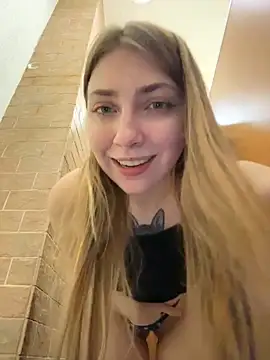 Sunny___Bunny live sex cam