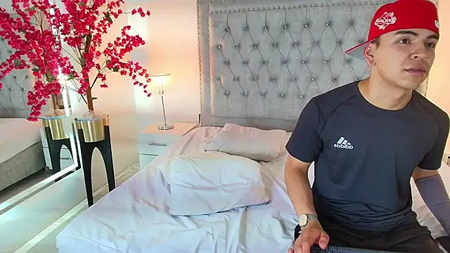 Jaden_and_sofia's cam snapshot