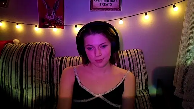 CutieAnny's cam snapshot