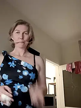 stellahere8's cam snapshot