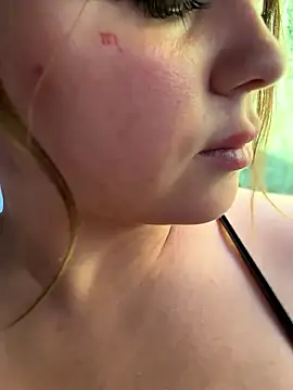 Samantha_official's cam snapshot